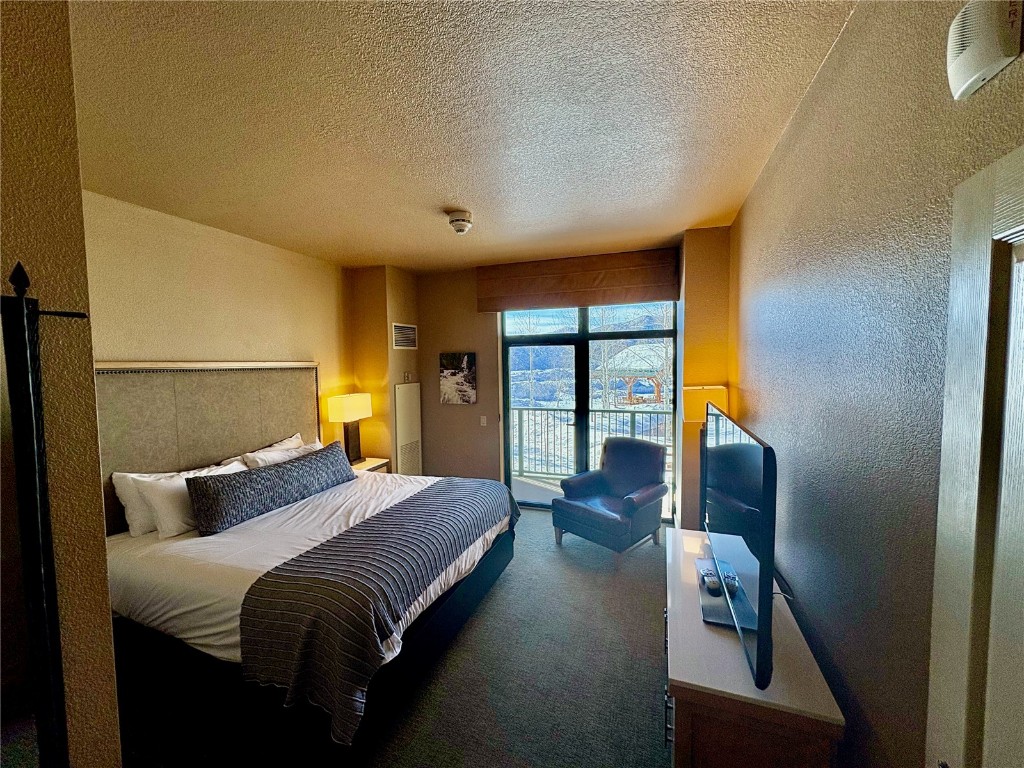 2300 Mt. Werner CIRCLE 333