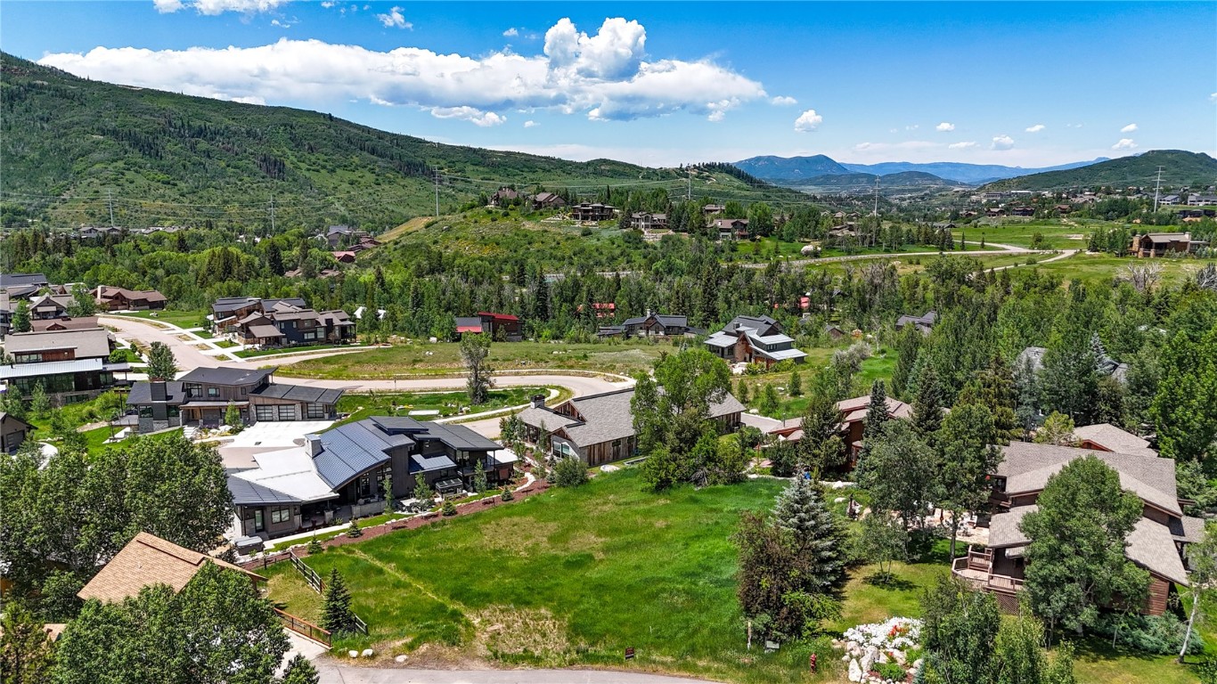 1455 Storm Peak LANE