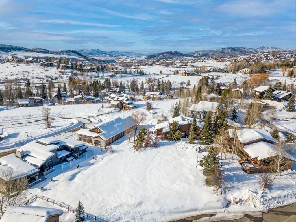 1455 Storm Peak LANE