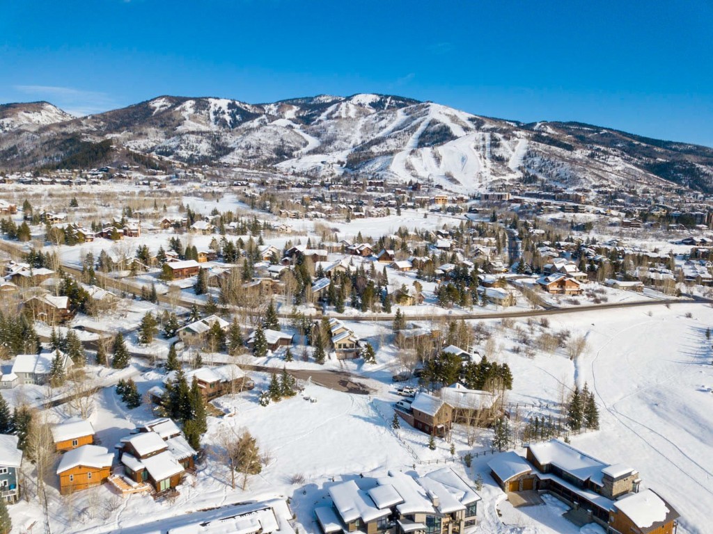 1455 Storm Peak LANE