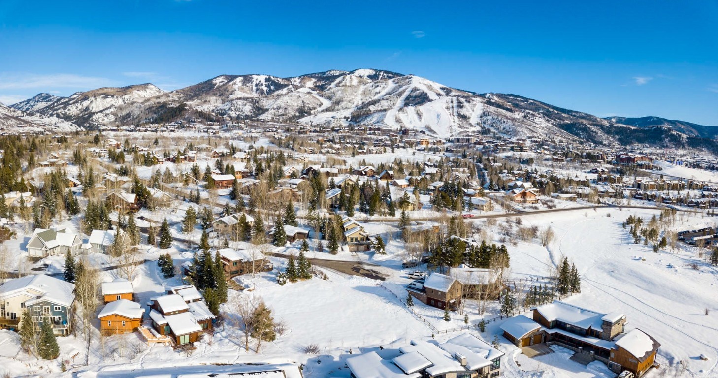 1455 Storm Peak LANE