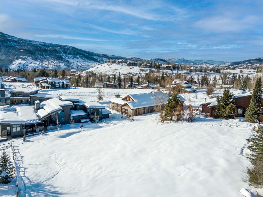 1455 Storm Peak LANE