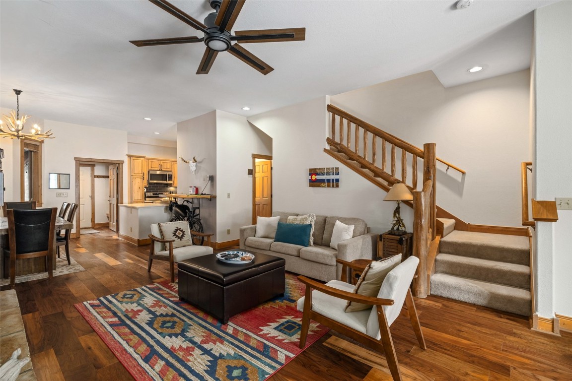 3448 Spring Valley DRIVE 10