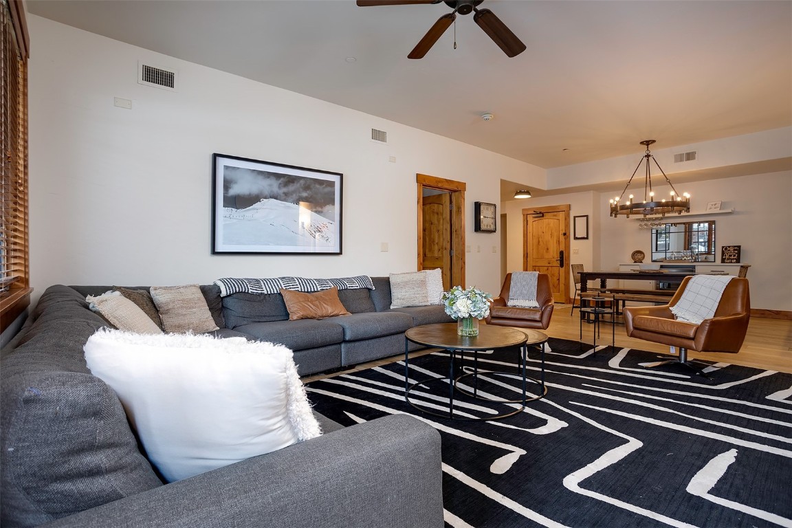 1800 Medicine Springs DRIVE 5109
