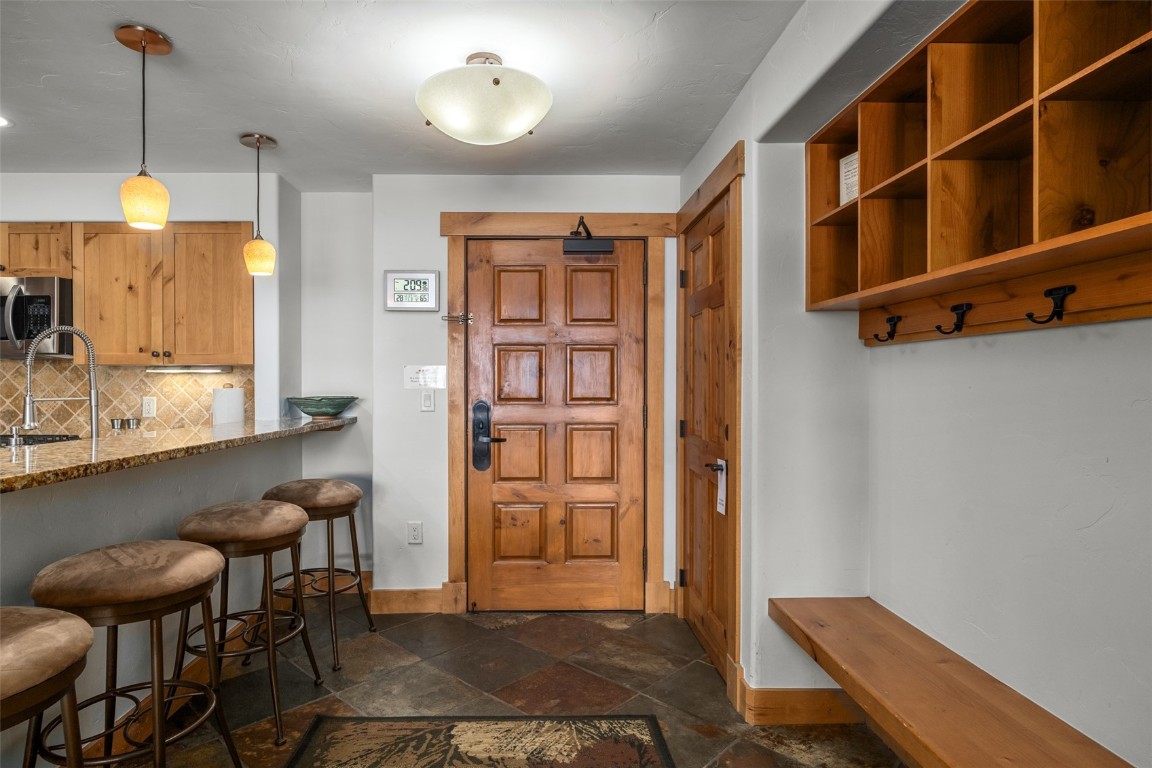 1875 Medicine Springs DRIVE 4107