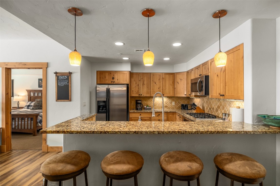 1875 Medicine Springs DRIVE 4107