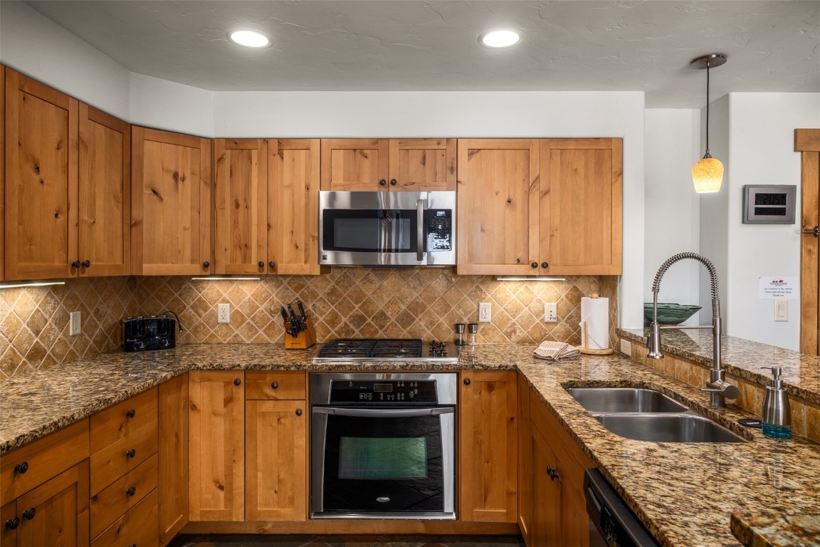 1875 Medicine Springs DRIVE 4107