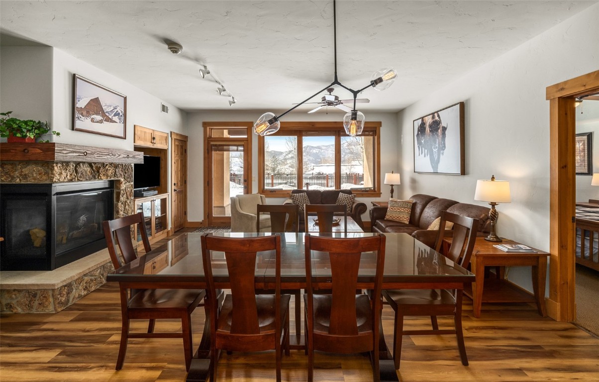 1875 Medicine Springs DRIVE 4107