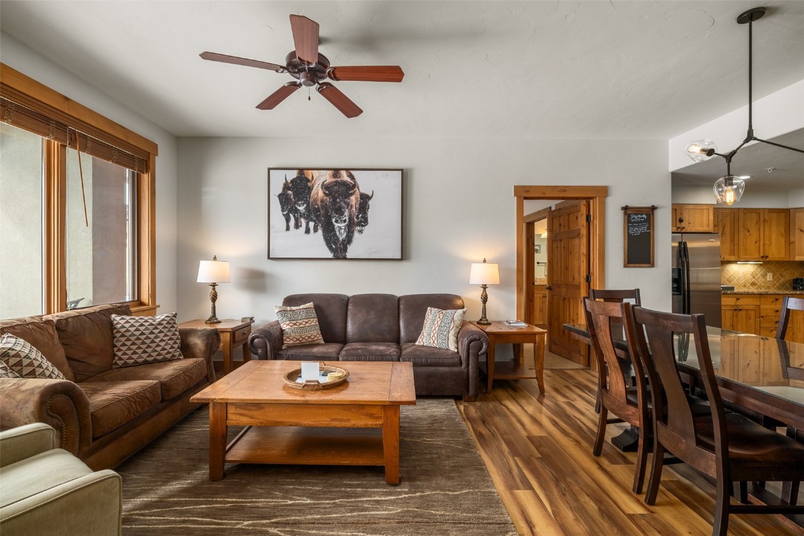 1875 Medicine Springs DRIVE 4107