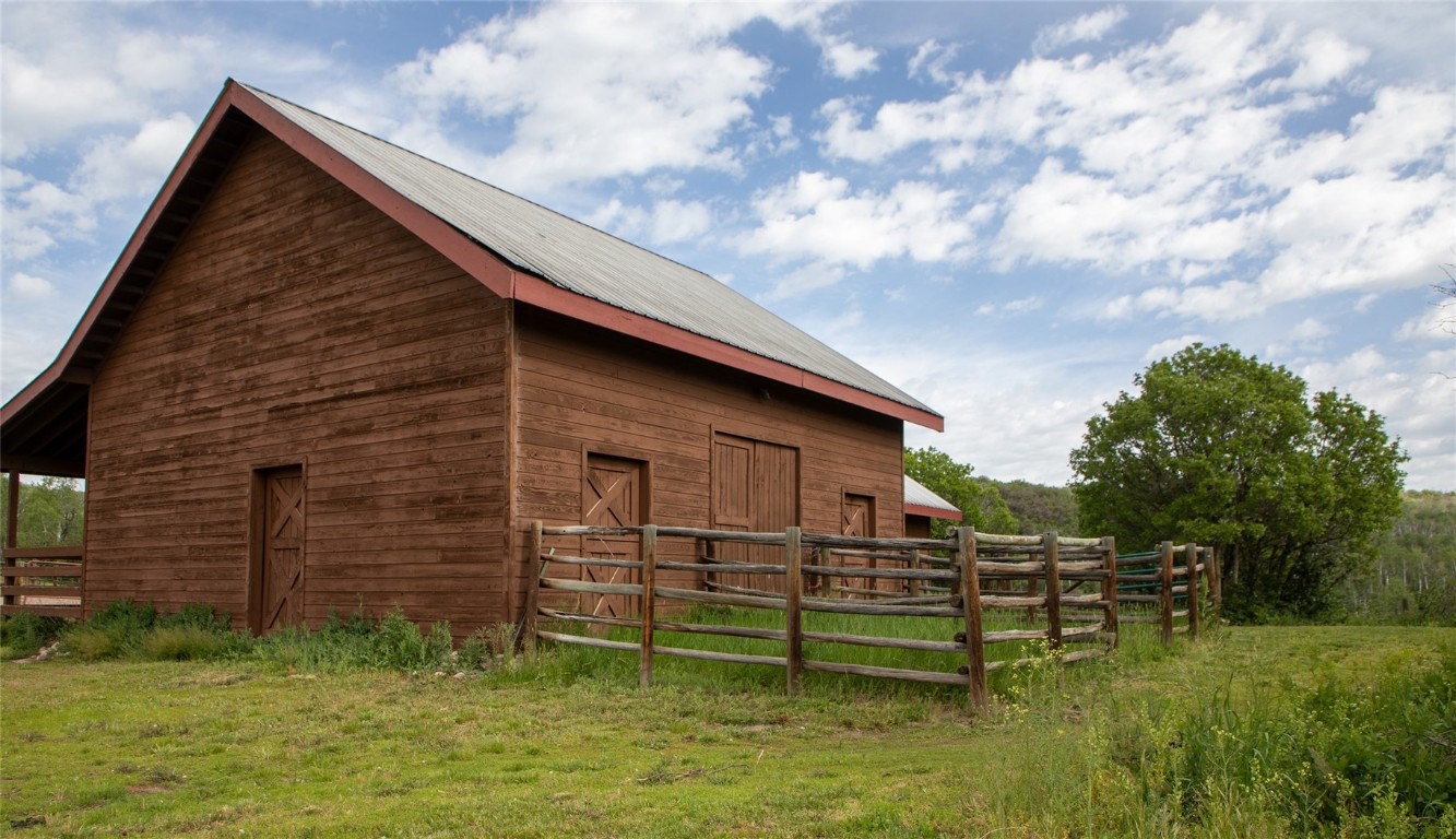 28105 Columbine Ridge