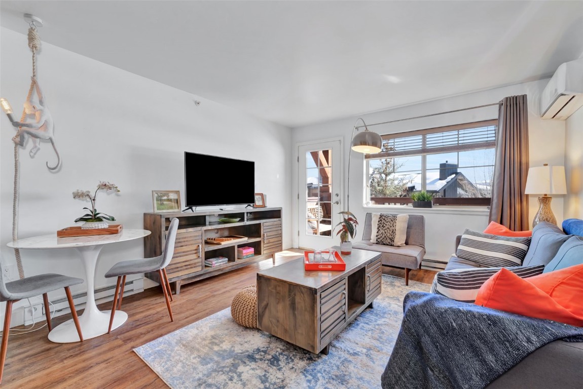 2545 Cattle Kate CIRCLE 3302