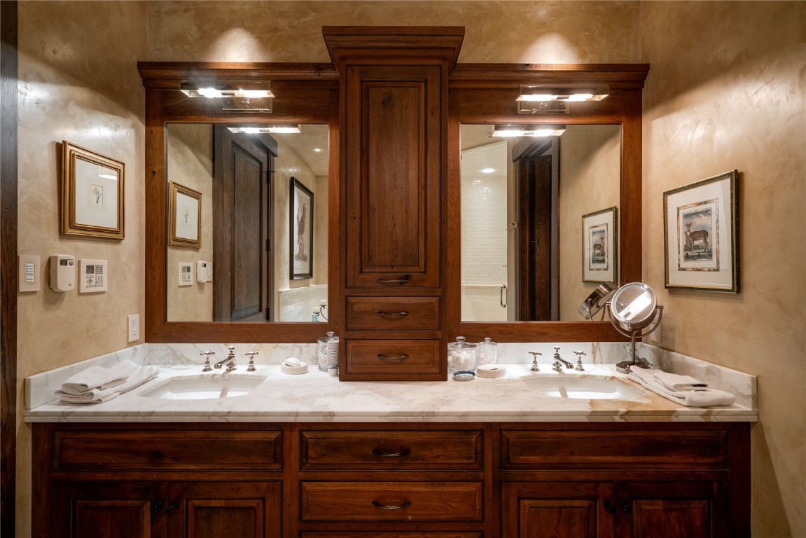 2813 & 2815 Trails Edge