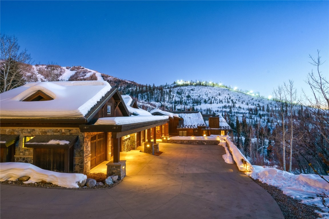 2813 & 2815 Trails Edge