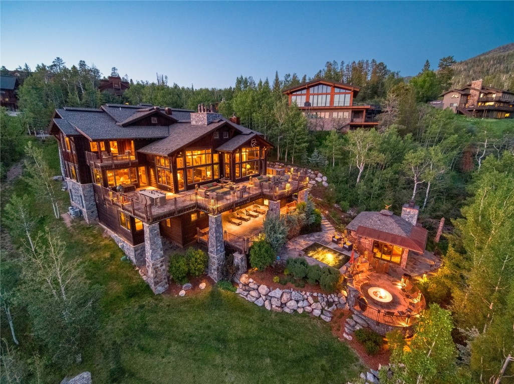 2813 & 2815 Trails Edge