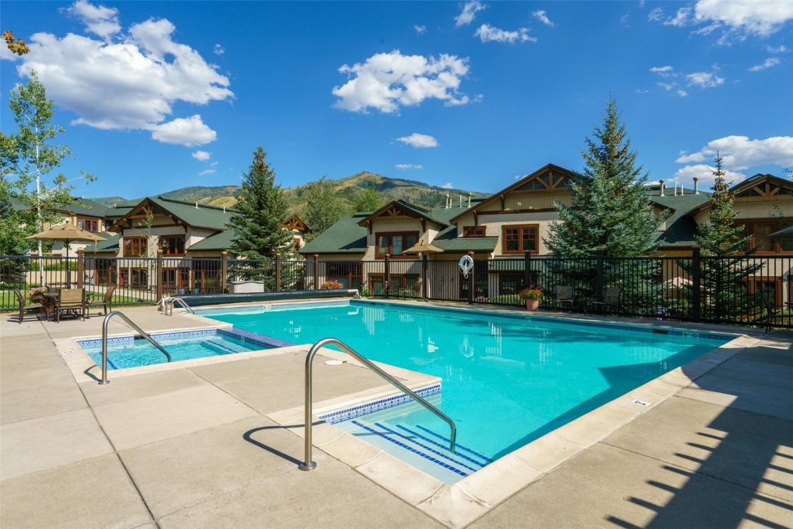 1463 Flattop CIRCLE 204