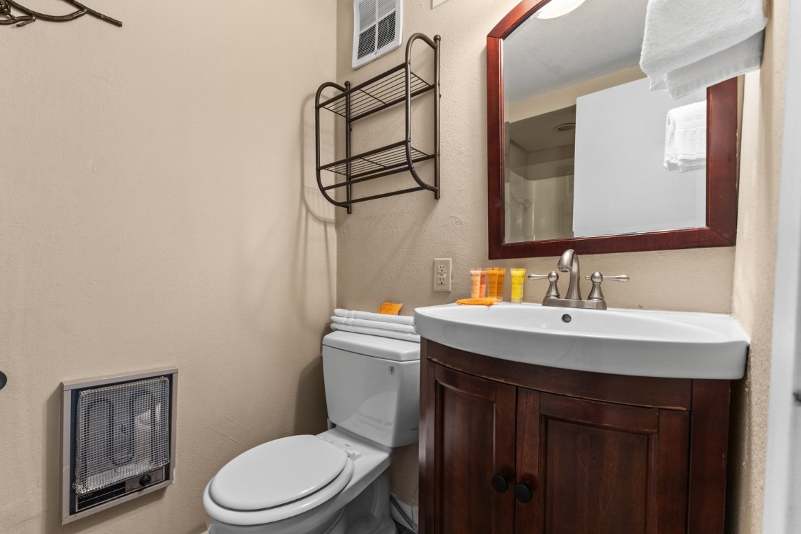 2626 Longthong ROAD 203