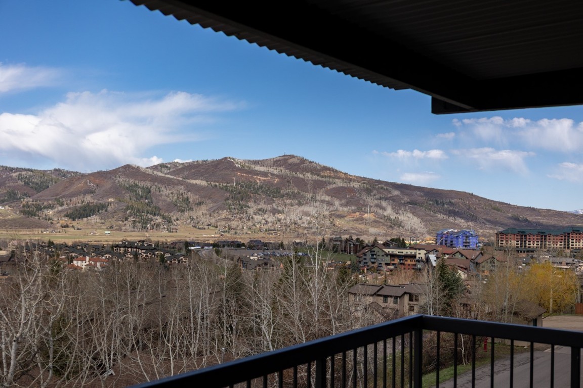 2626 Longthong ROAD 203