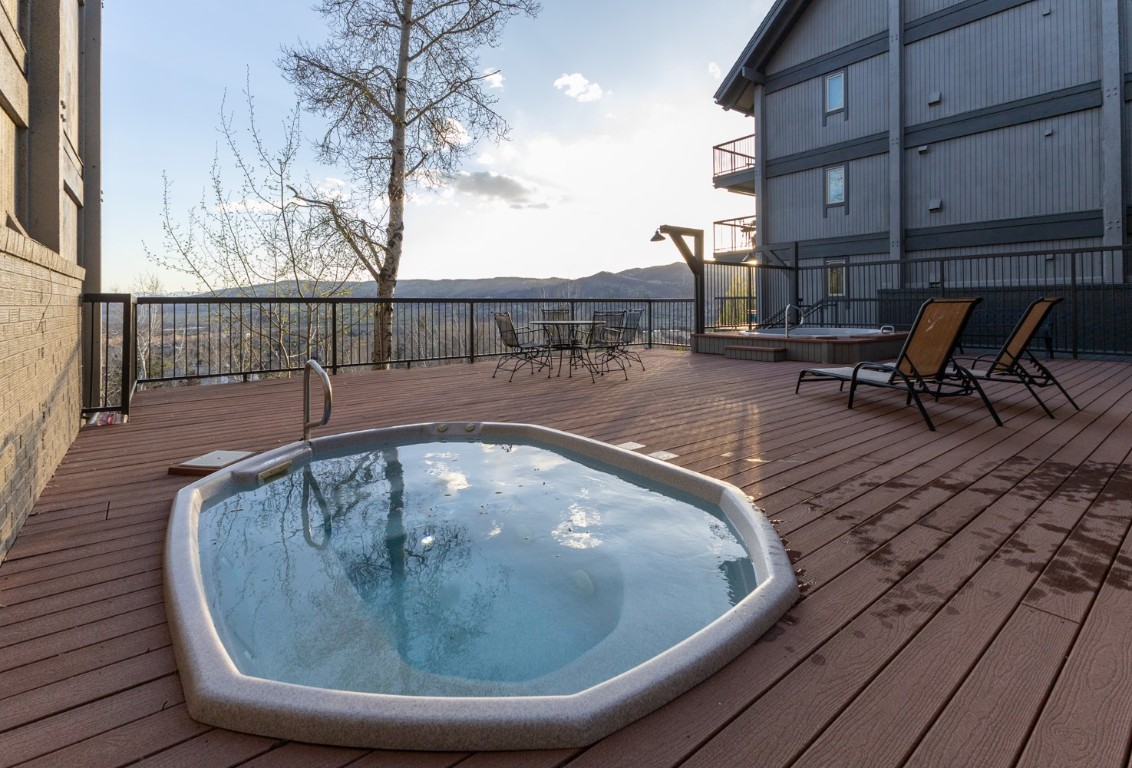 2626 Longthong ROAD 203