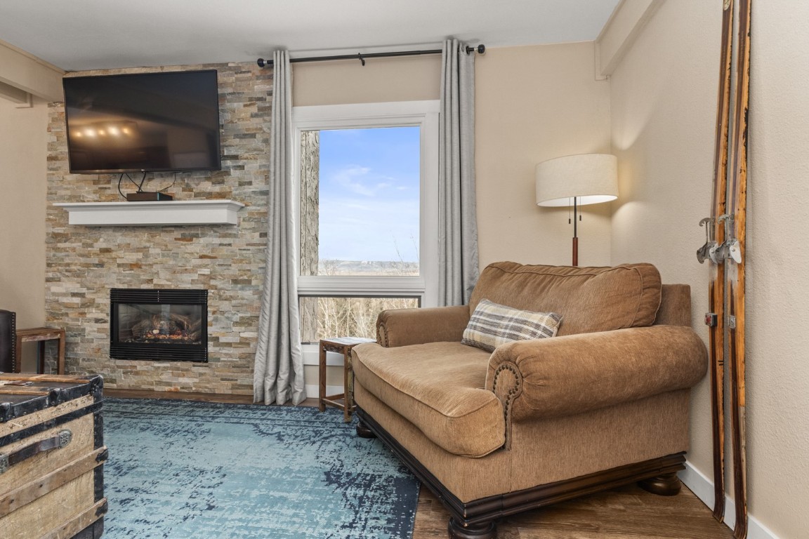 2626 Longthong ROAD 203