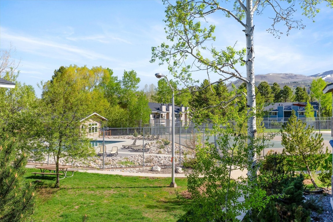 1375 Sparta Plaza 15