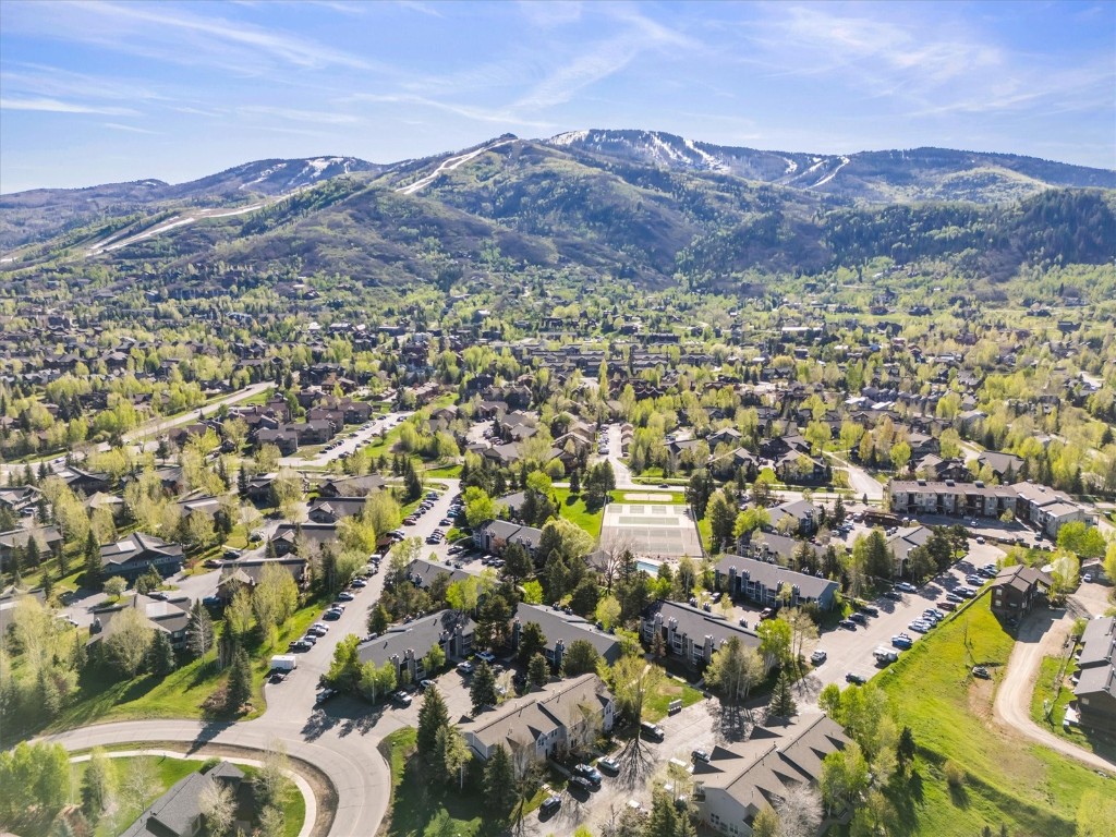 1375 Sparta Plaza 15