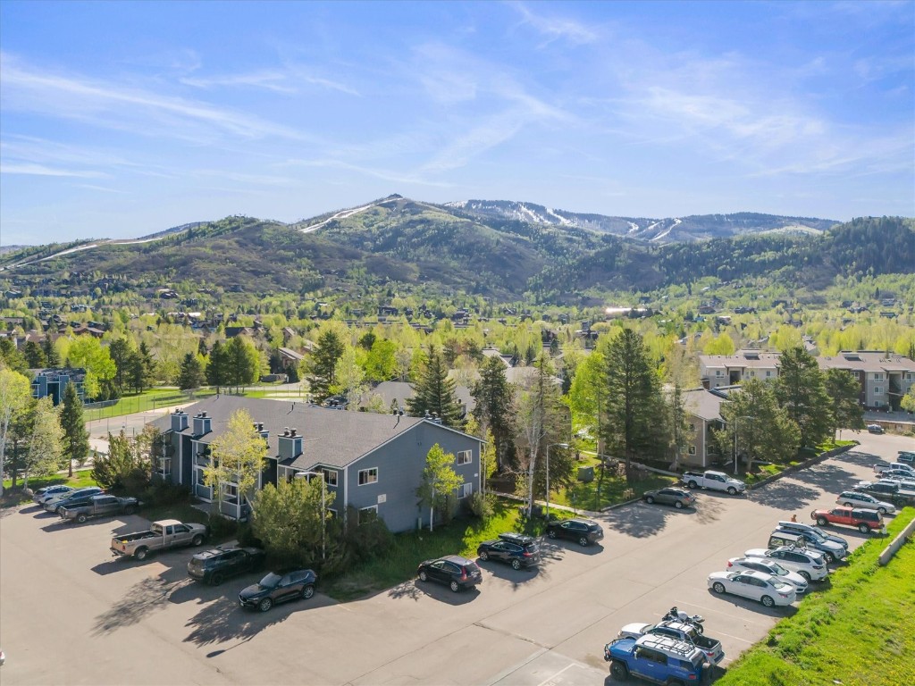 1375 Sparta Plaza 15