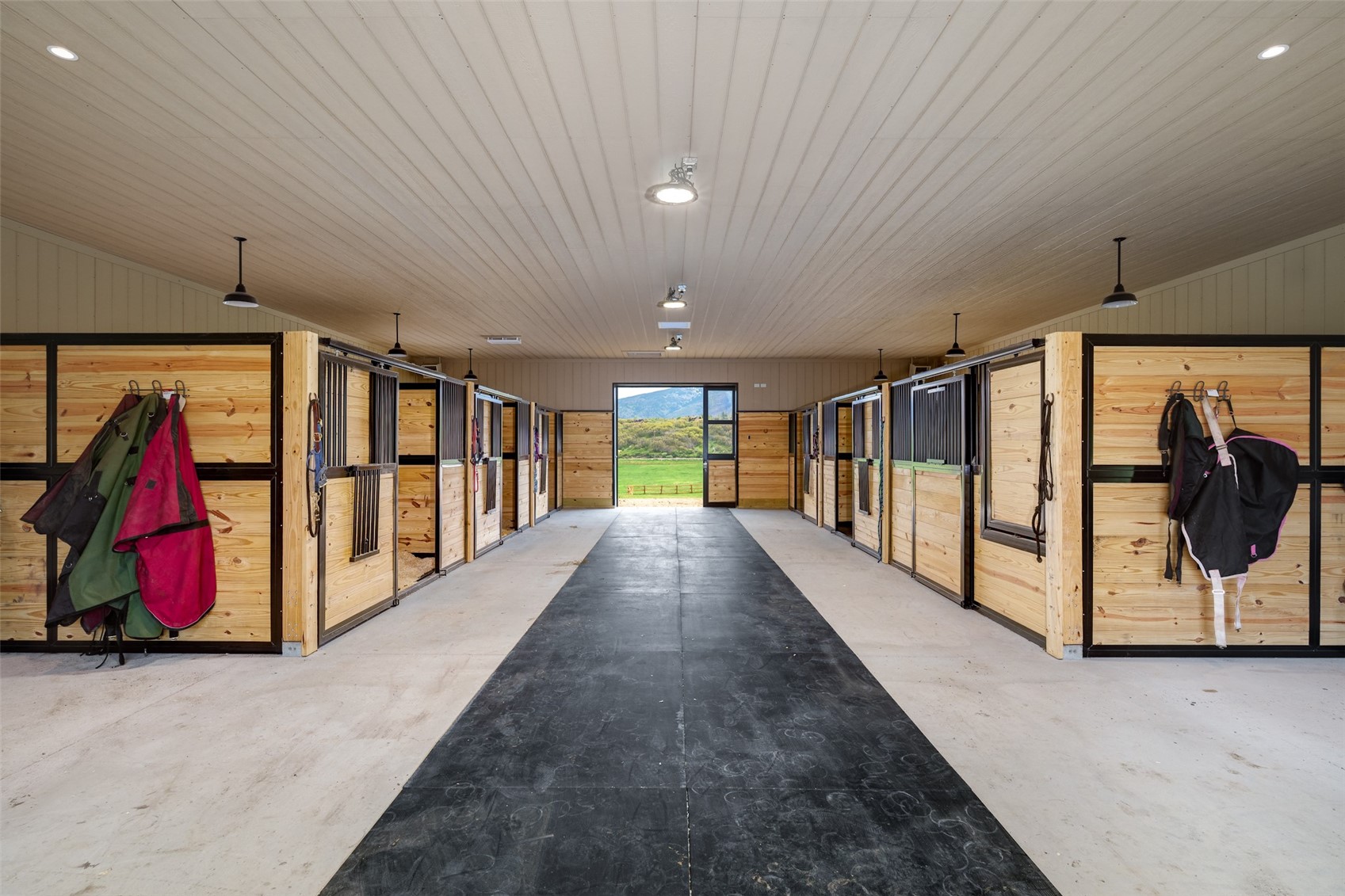 28505 Thorpe Mountain DRIVE