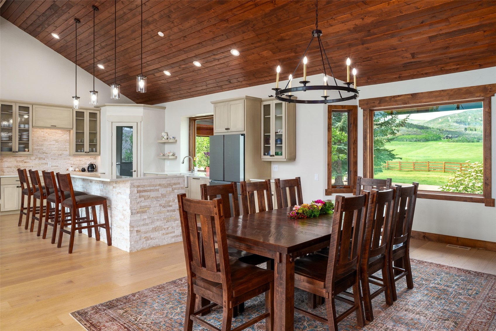 28505 Thorpe Mountain DRIVE