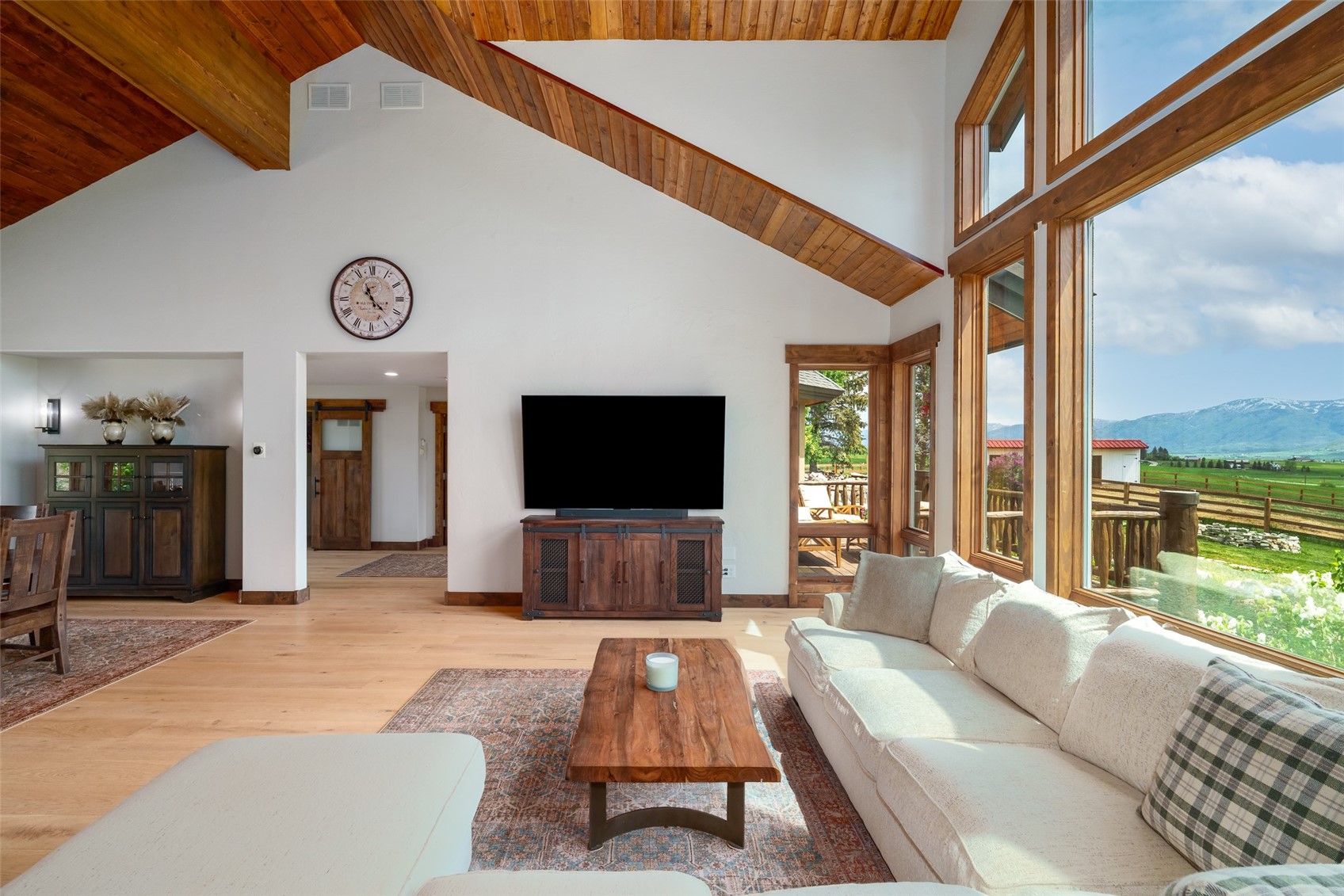 28505 Thorpe Mountain DRIVE