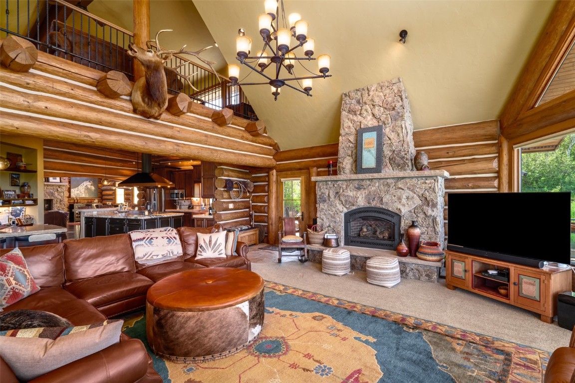 1910 Clubhouse DRIVE