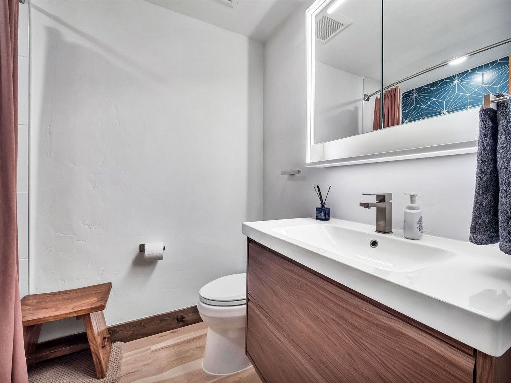 3335 Columbine DRIVE 901