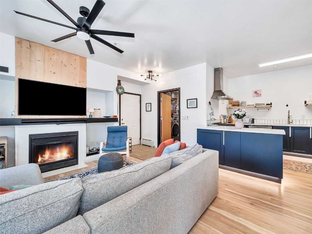 3335 Columbine DRIVE 901