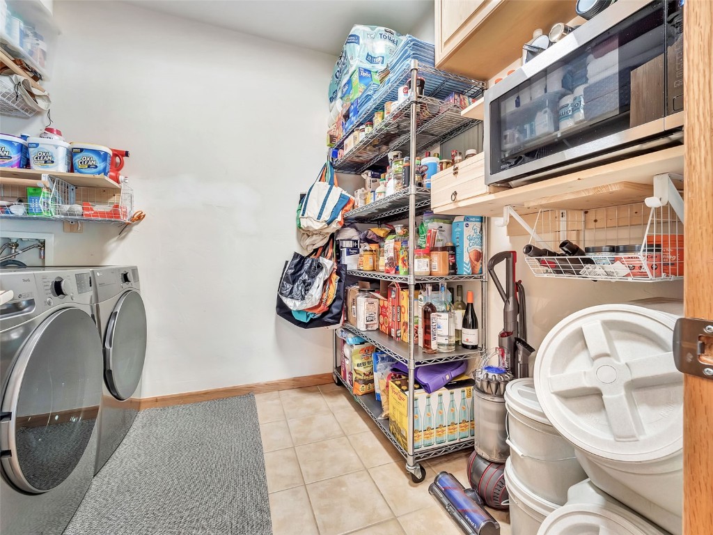 3335 Columbine DRIVE 901