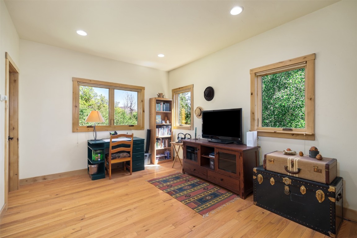 31020 Fallen Falcon TRAIL