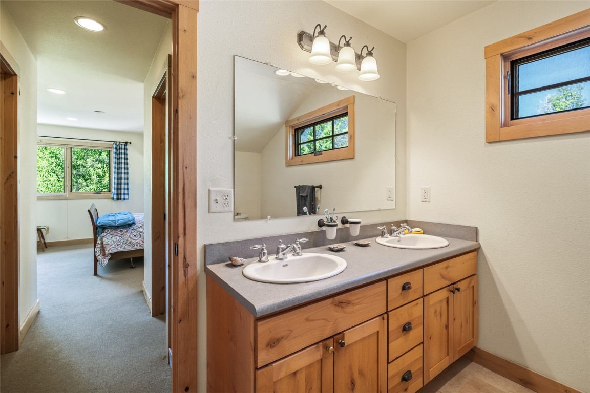 31020 Fallen Falcon TRAIL