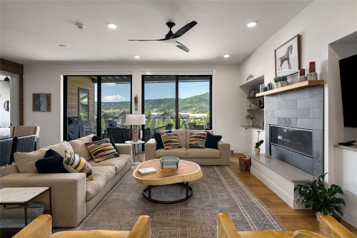 1460 Bangtail WAY 1B