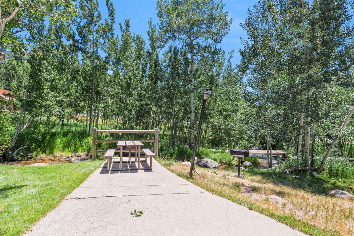 1920 Ski Time Square DRIVE 111