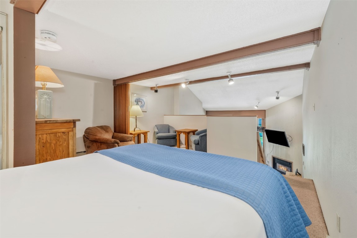 1920 Ski Time Square DRIVE 111