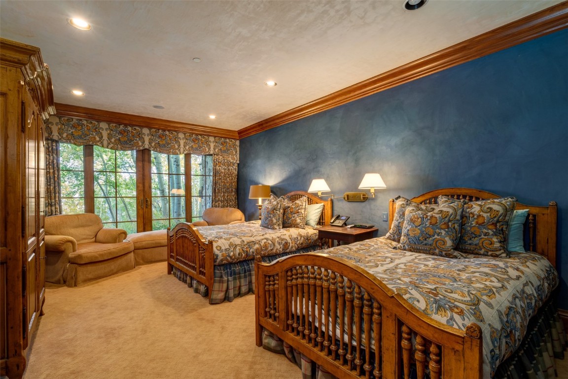 34240 S Long Ridge DRIVE