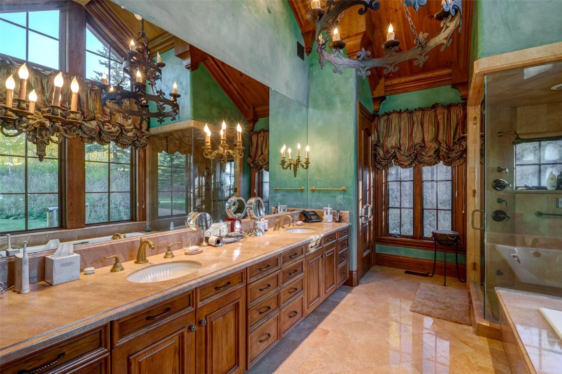 34240 S Long Ridge DRIVE