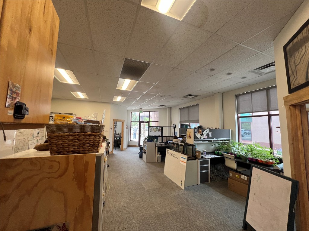 2201 Curve Plaza A105