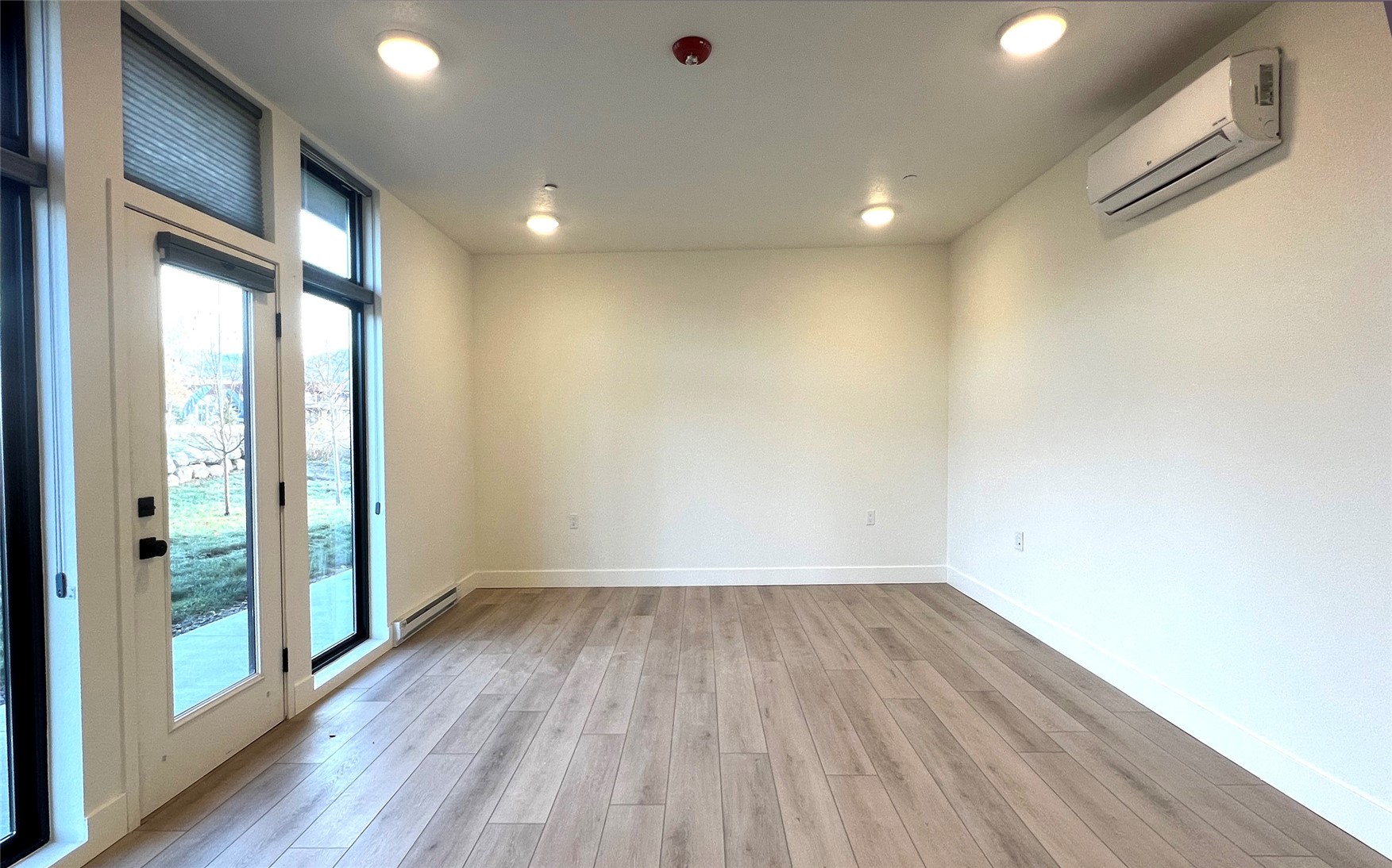 2507 Riverside DRIVE 104