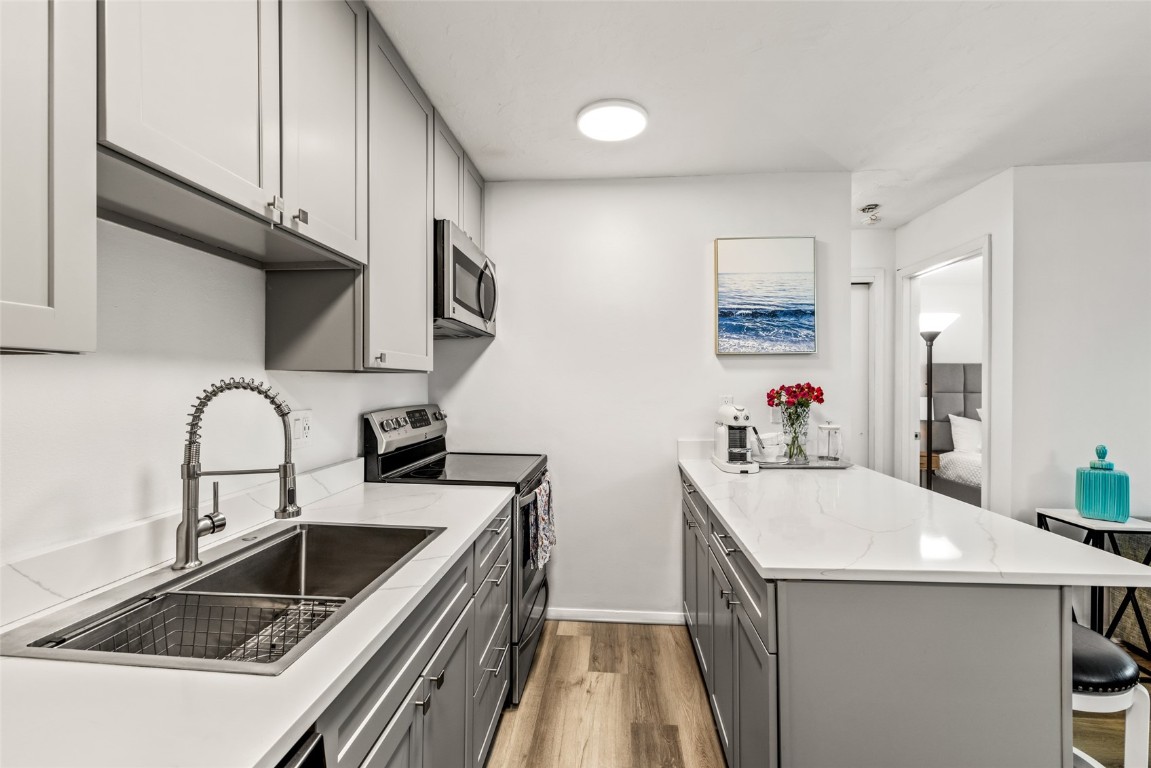 1300 Athens Plaza 2