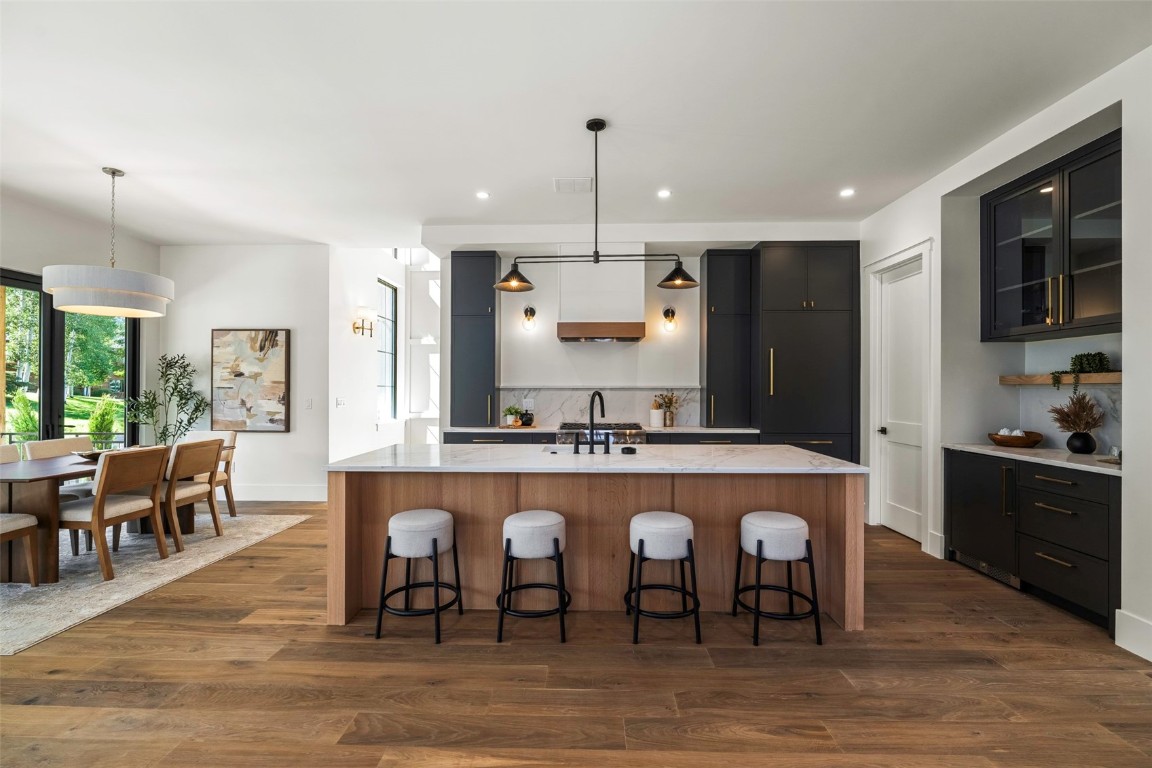 3323 Snowflake CIRCLE