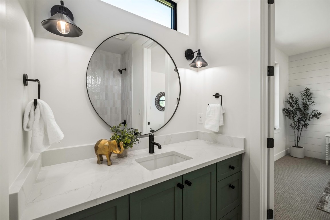 3323 Snowflake CIRCLE