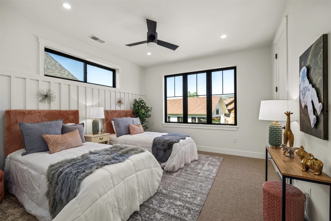 3323 Snowflake CIRCLE