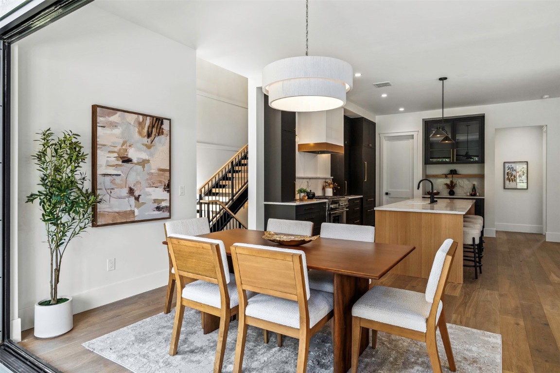 3323 Snowflake CIRCLE