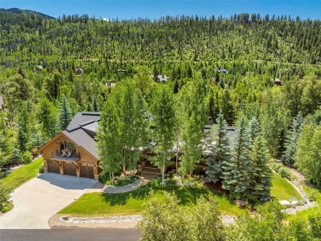 2811 Whitewater LANE