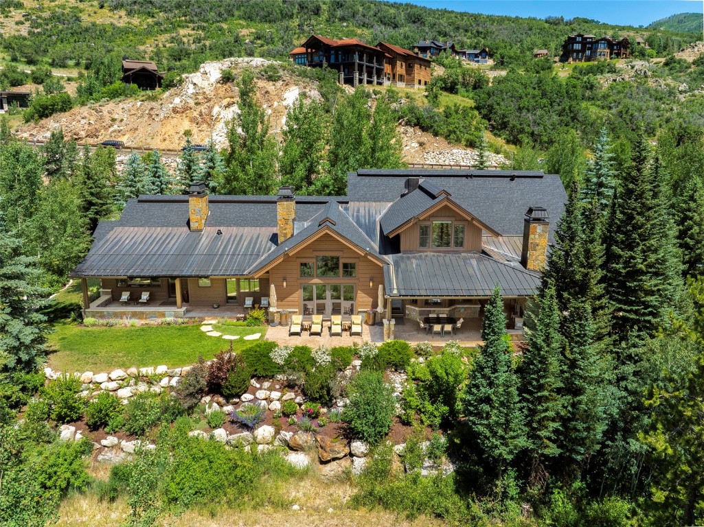 2811 Whitewater LANE