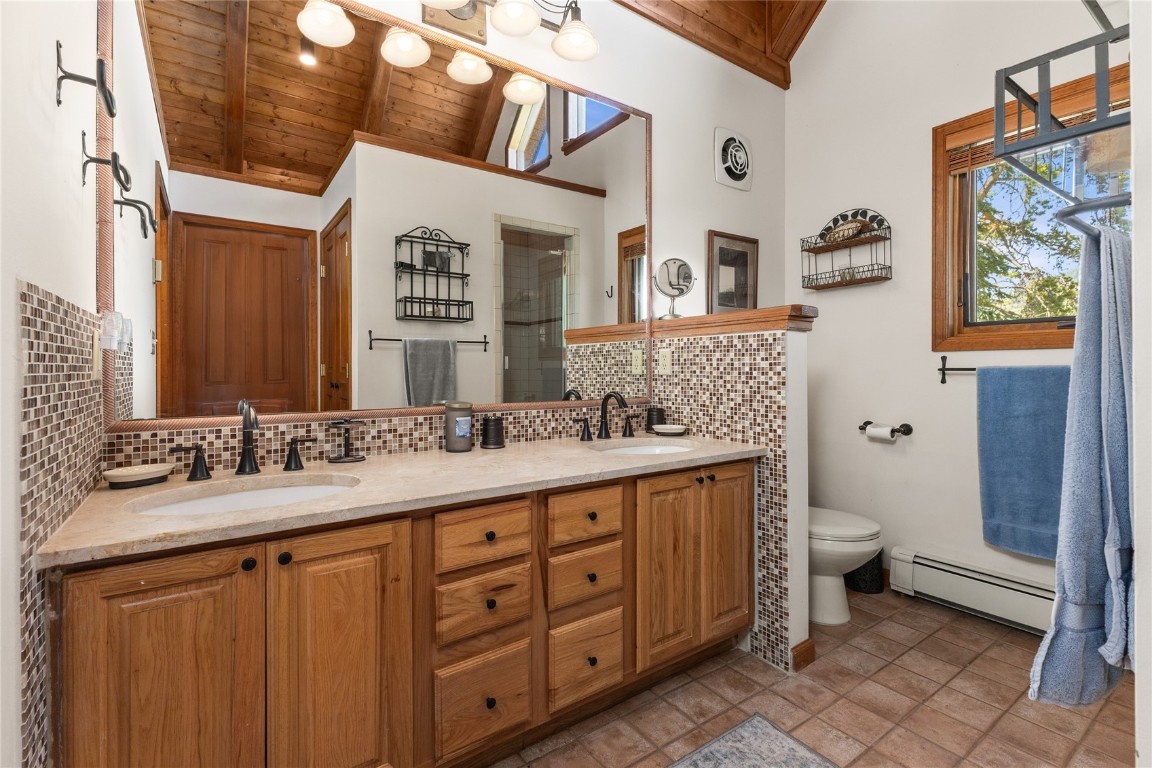 60800 Floyd Creek ROAD